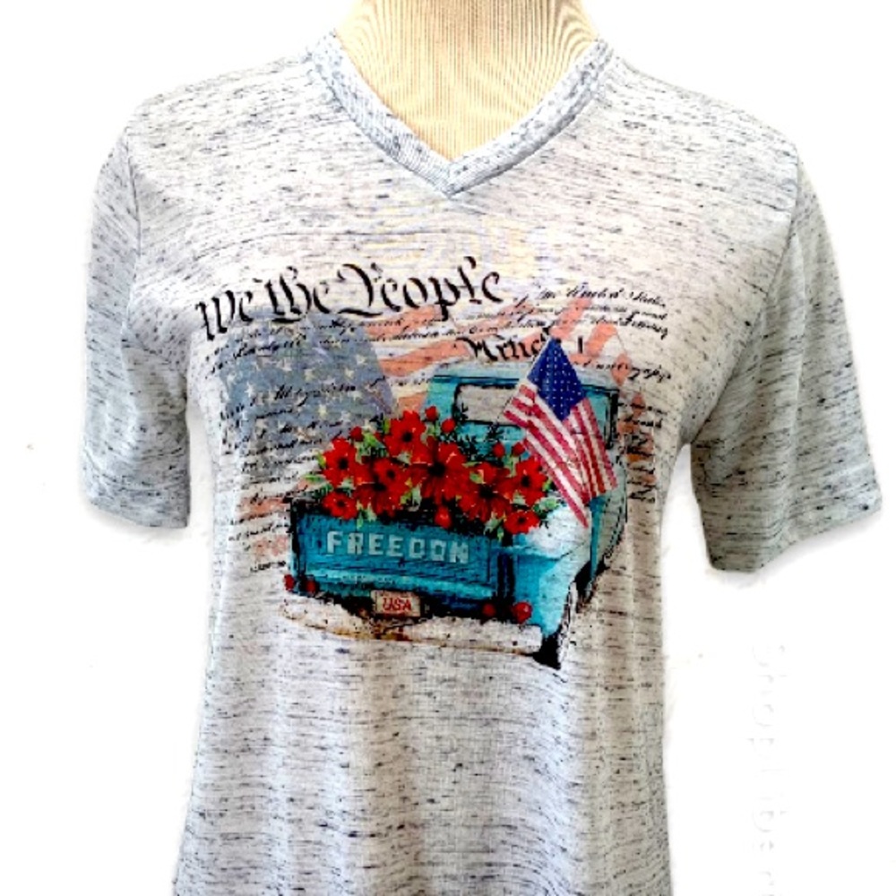 NWT- We the People - Vintage Chevy Pickup Vneck S